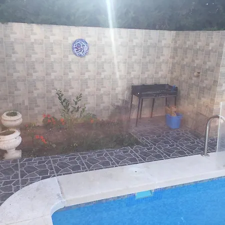 Esperanza Guest house