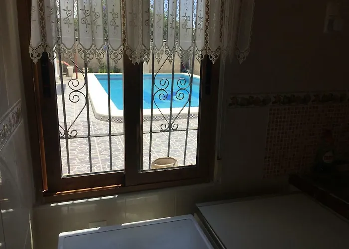 埃斯佩兰萨旅馆 *